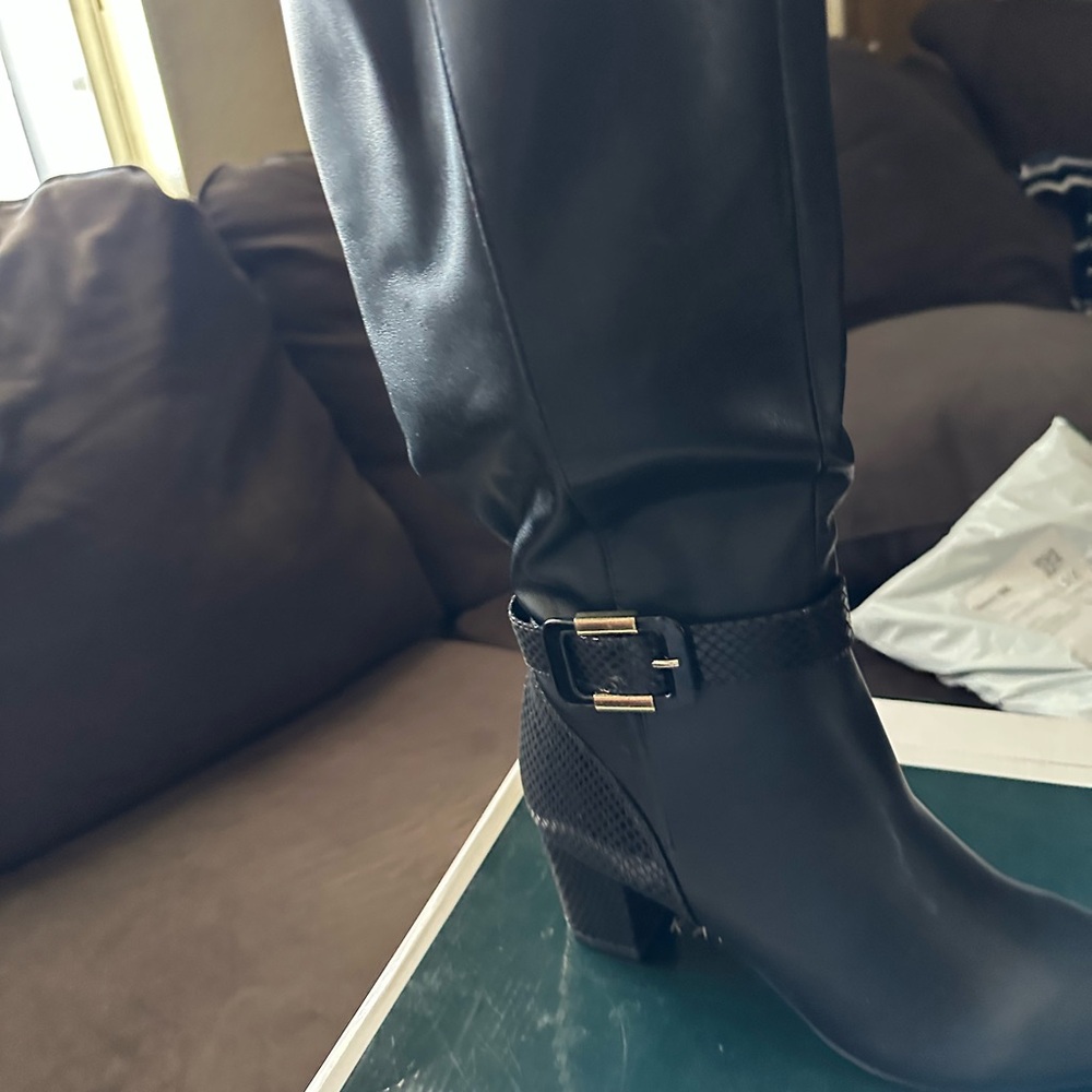 Karen Scott elegant Boots